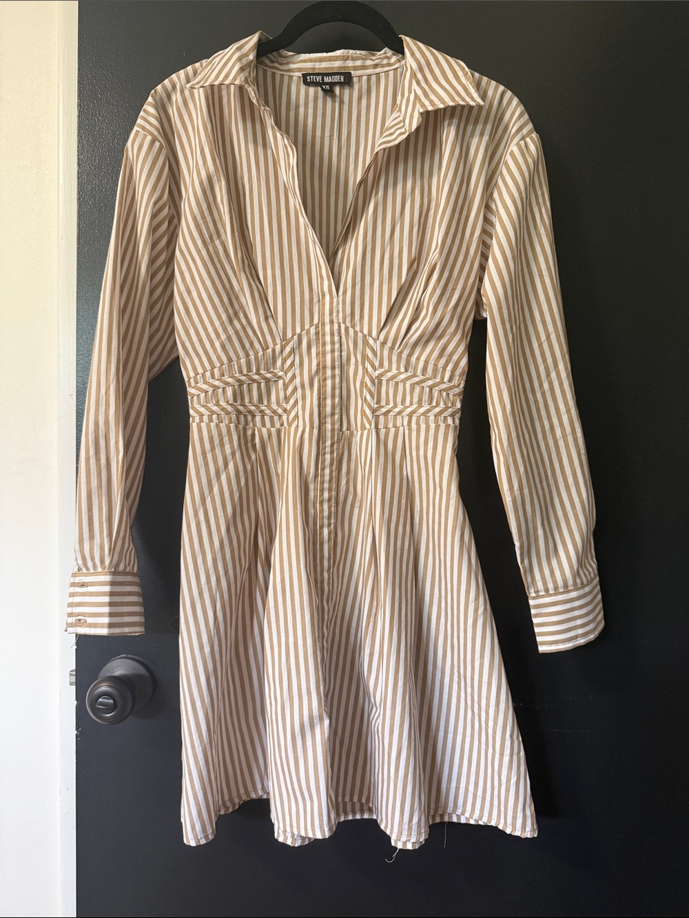 Steve Madden Beige & White Striped Long Sleeve Shirt Dress
